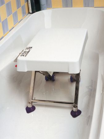 Bathwisard Hydraulic Bath Lift - Bath Lifts For Disabled Use UK